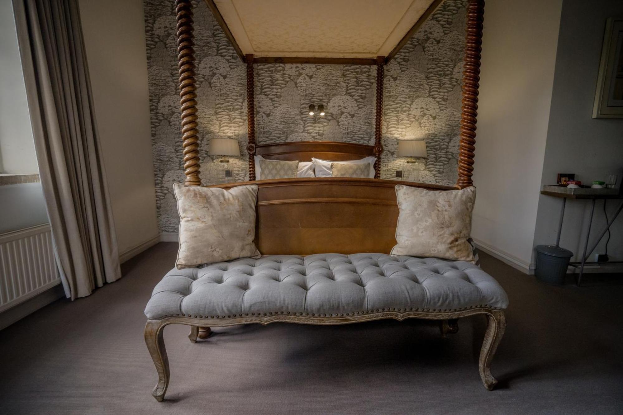 Stonehouse Court Hotel - A Bespoke Hotel Экстерьер фото