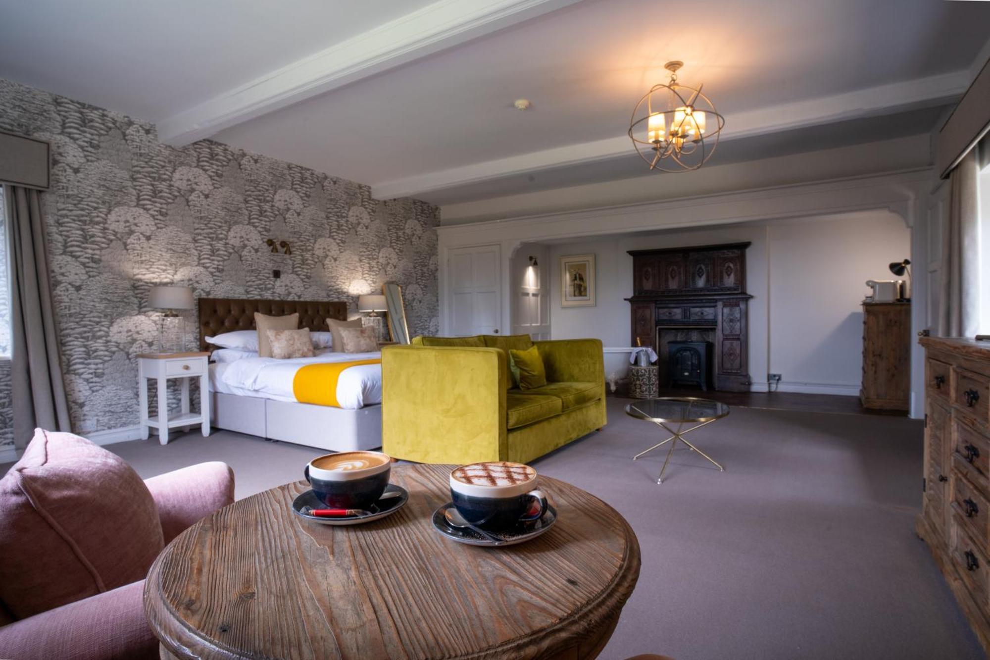 Stonehouse Court Hotel - A Bespoke Hotel Экстерьер фото